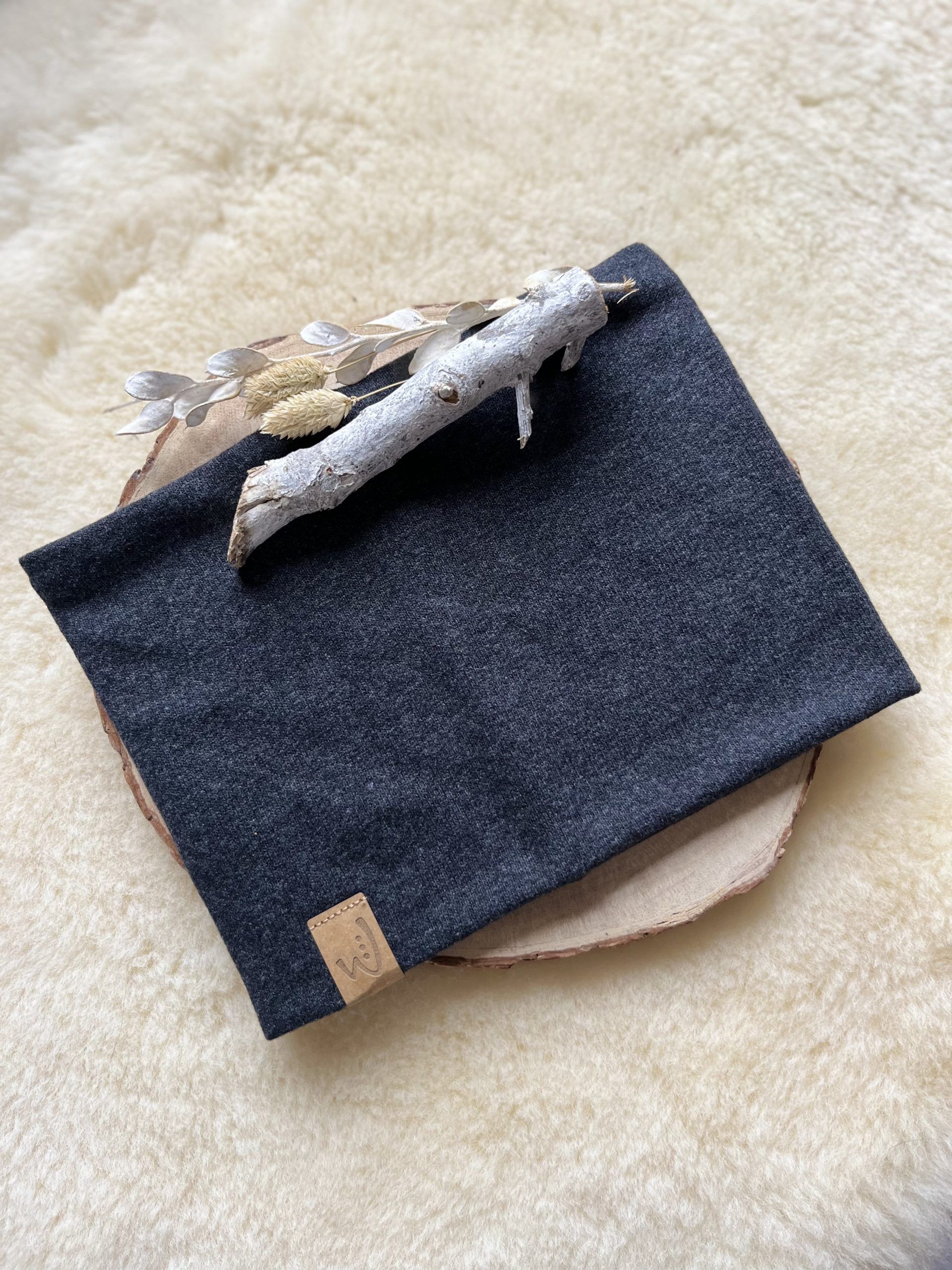 Halsschmeichler I anthrazit